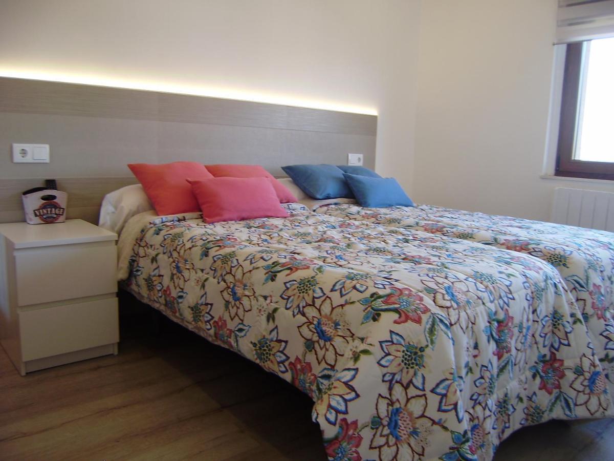 Apartamentos La Tata Avilés Buitenkant foto